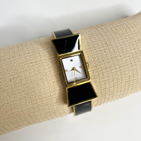 Kate Spade Bow Watch - Picture 1 of 4